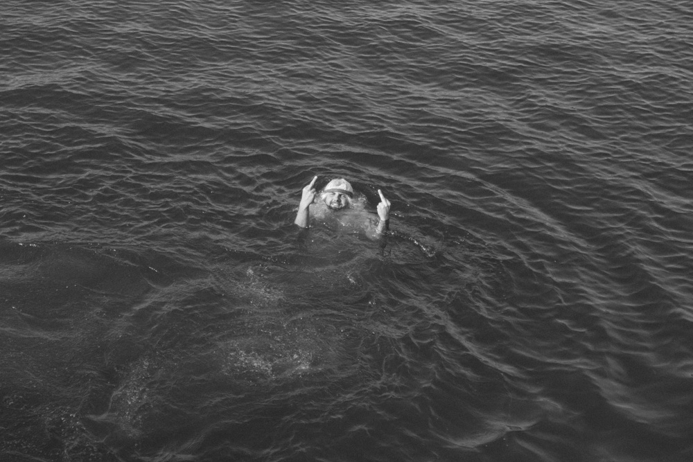 Irrer Junggesellenabschied an der Alster mit Kopfsprung